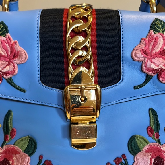 - Authentic Serbia Gucci Limited Edition real leather Bag - Picture 7 of 13